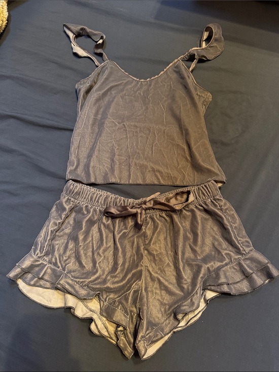 Victoria's Secret Other - Victoria's Secret pajama set